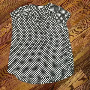 Pleione Blouse black and white with ruching! Size M Medium